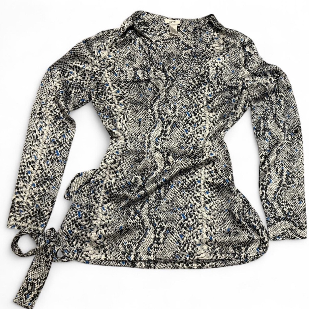 Y2K Caché Snakeskin Print Wrap Top Silk-Like Blouse Long Sleeve Vintage Inspired